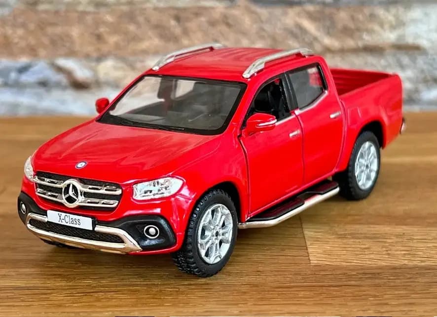 KINSMART 1/36- Scale Model Car Metal Diecast Toy Vehicle Gift Collection New