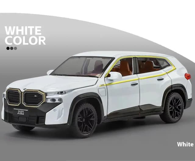 1:32 Scale BMW XM diecast model