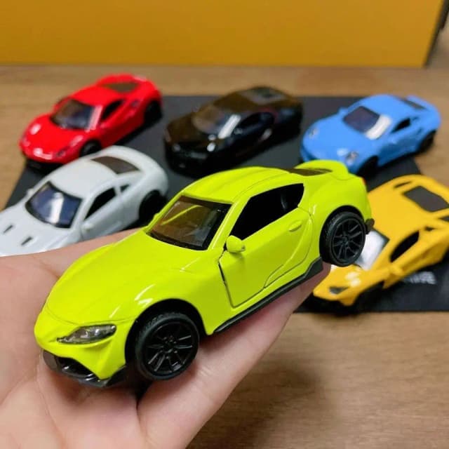 1:43 Toyota Supra Diecast Model Simulation Sports Car Toy Vehicle Collection