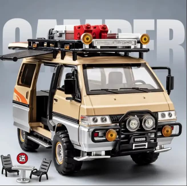 1:24 Mitsubishi Delica Off-Road MPV Metal Alloy Car Model