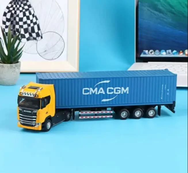 1:50 Scale Diecast Alloy Truck Head Model Toy Container Truck Pull Back With Light